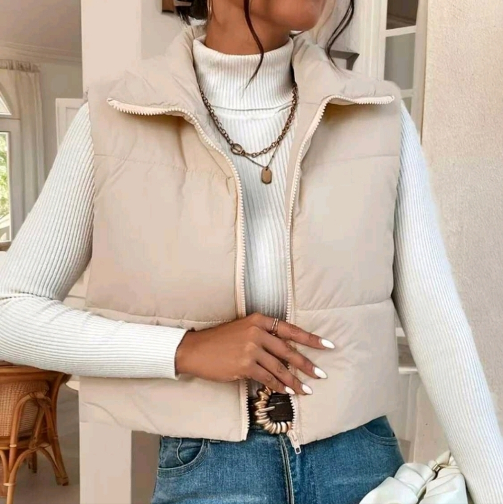 Women's Beige Cream Puffer Vest (CROPPED) Size Medium 2/$15